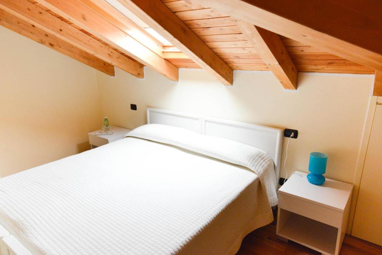 Residenza Villa Maria Roncola Habitación foto